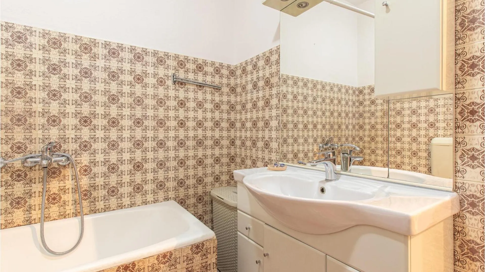 3 Bedroom Stunning Home In Modric Rovanjska Διαμέρισμα